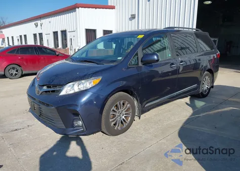 2018 Toyota Sienna Xle Premium 8 Passenger from USA, damaged, VIN 5TDYZ3DC6JS957276